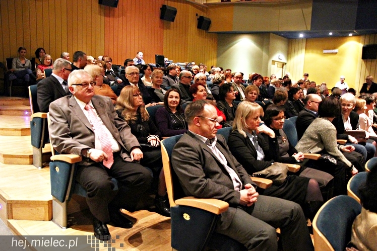 Jaroń gospodarzem operetkowego wieczoru pełnego humoru