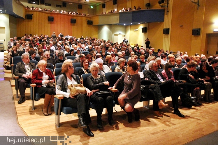 Jaroń gospodarzem operetkowego wieczoru pełnego humoru