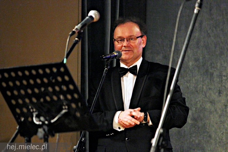 Jaroń gospodarzem operetkowego wieczoru pełnego humoru