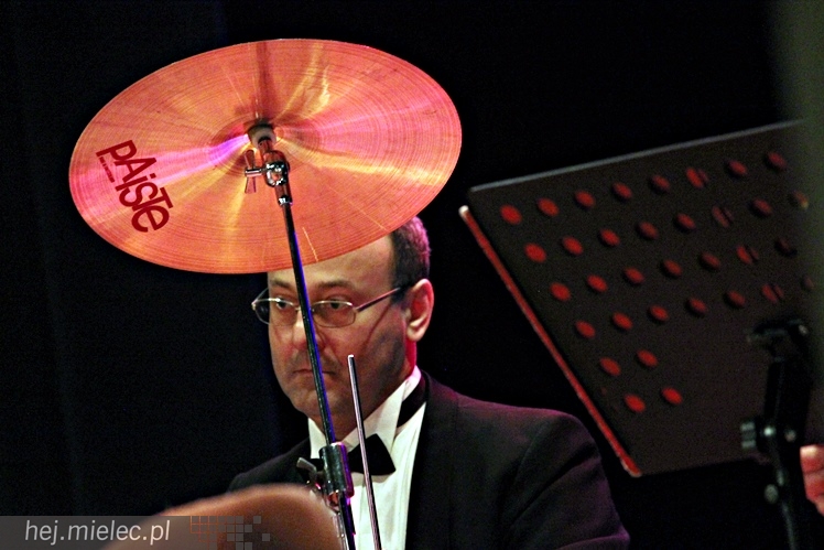 Jaroń gospodarzem operetkowego wieczoru pełnego humoru