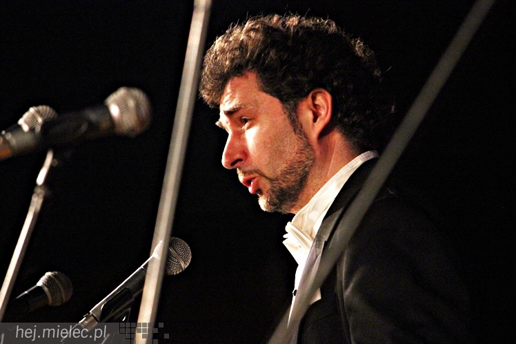 Jaroń gospodarzem operetkowego wieczoru pełnego humoru