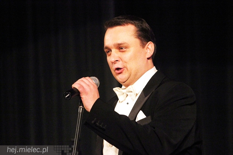 Jaroń gospodarzem operetkowego wieczoru pełnego humoru