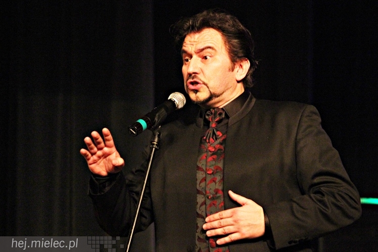 Jaroń gospodarzem operetkowego wieczoru pełnego humoru