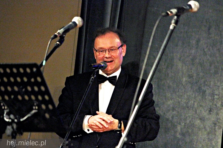 Jaroń gospodarzem operetkowego wieczoru pełnego humoru