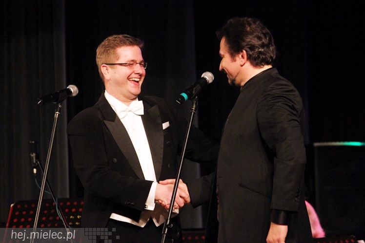 Jaroń gospodarzem operetkowego wieczoru pełnego humoru