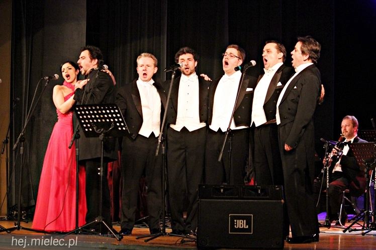 Jaroń gospodarzem operetkowego wieczoru pełnego humoru