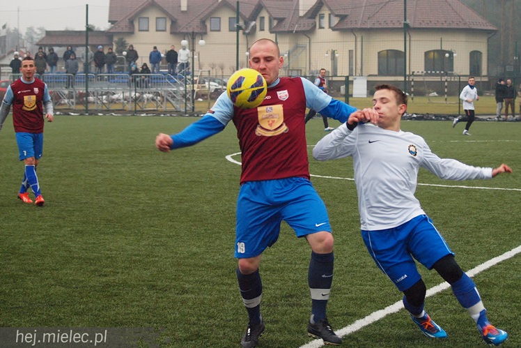 Sparingowa porażka FKS Stali Mielec. Pierwszoligowiec zagrał agresywnie
