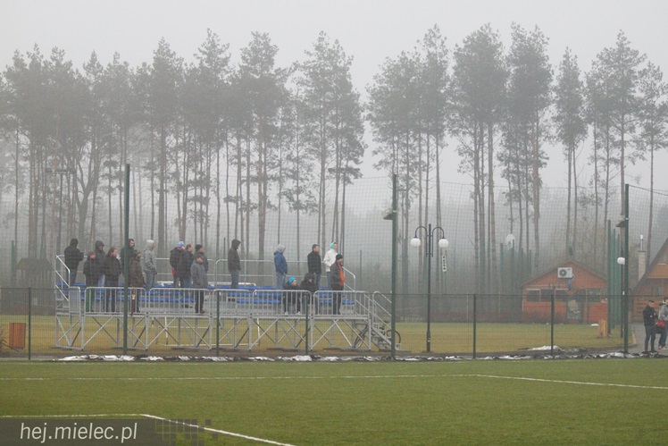 Sparingowa porażka FKS Stali Mielec. Pierwszoligowiec zagrał agresywnie