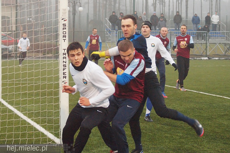 Sparingowa porażka FKS Stali Mielec. Pierwszoligowiec zagrał agresywnie