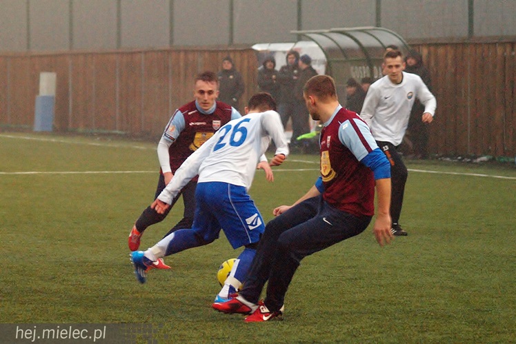 Sparingowa porażka FKS Stali Mielec. Pierwszoligowiec zagrał agresywnie