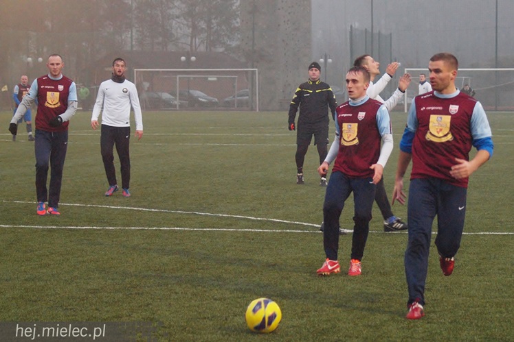 Sparingowa porażka FKS Stali Mielec. Pierwszoligowiec zagrał agresywnie