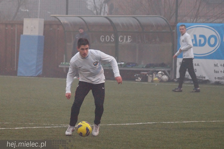 Sparingowa porażka FKS Stali Mielec. Pierwszoligowiec zagrał agresywnie