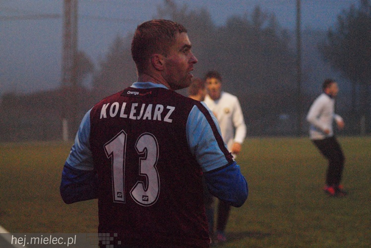 Sparingowa porażka FKS Stali Mielec. Pierwszoligowiec zagrał agresywnie