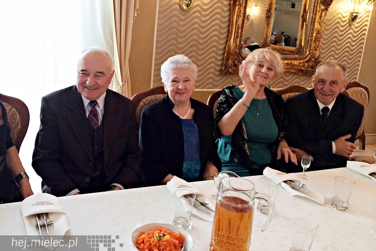 Jak seniorzy celebrują święto zakochanych? Pełną parą!