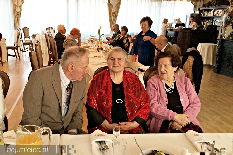 Jak seniorzy celebrują święto zakochanych? Pełną parą!