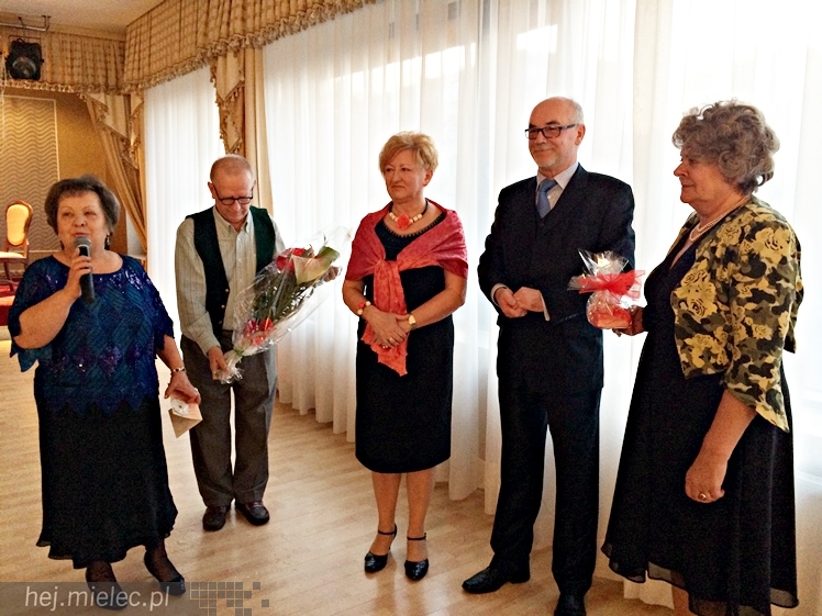 Jak seniorzy celebrują święto zakochanych? Pełną parą!