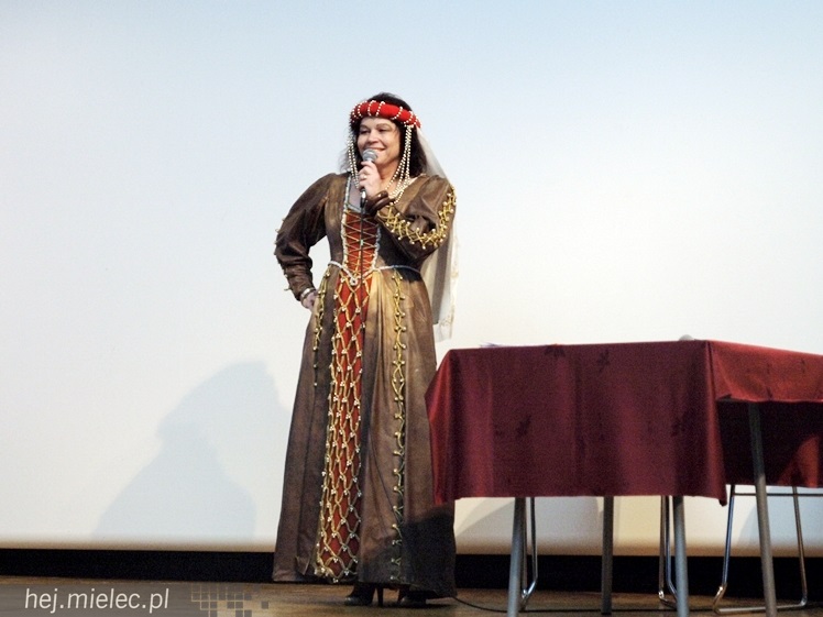 Rady nie od parady z Krystyną Mazurówną. Odwiedziła mielecki UTW