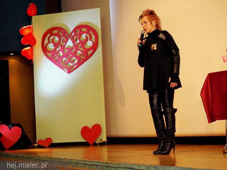 Rady nie od parady z Krystyną Mazurówną. Odwiedziła mielecki UTW