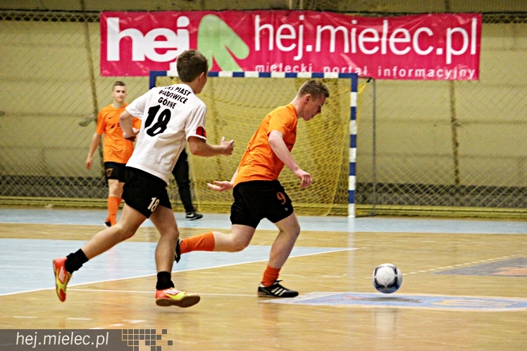Piłkarski Turniej Halowy - Derby Mielca 2014 - cz. III