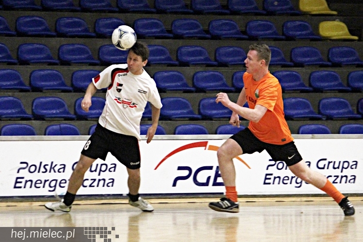 Piłkarski Turniej Halowy - Derby Mielca 2014 - cz. III