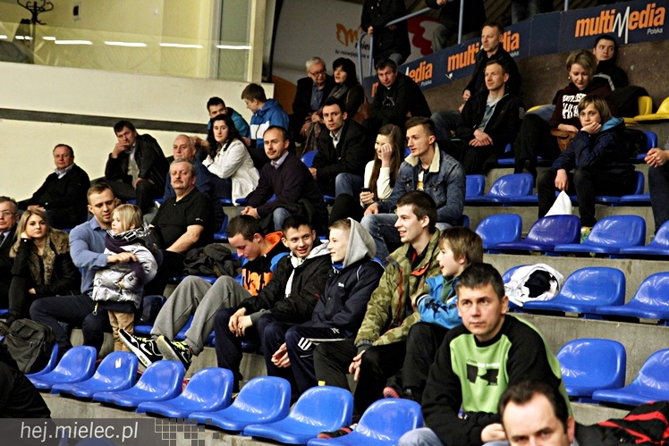 Piłkarski Turniej Halowy - Derby Mielca 2014 - cz. III