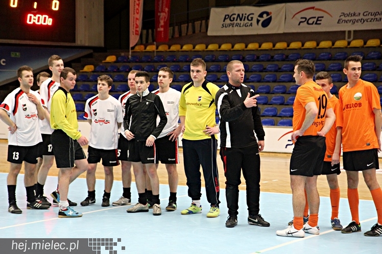 Piłkarski Turniej Halowy - Derby Mielca 2014 - cz. III