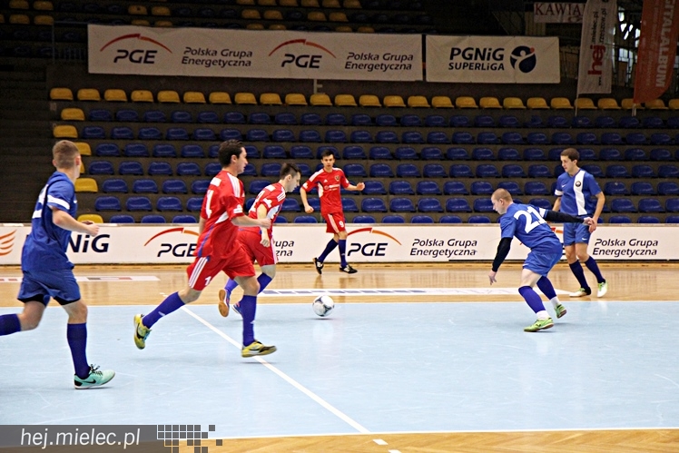 Piłkarski Turniej Halowy - Derby Mielca 2014 - cz. III