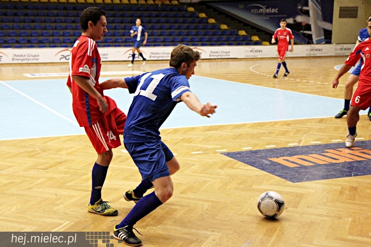 Piłkarski Turniej Halowy - Derby Mielca 2014 - cz. III