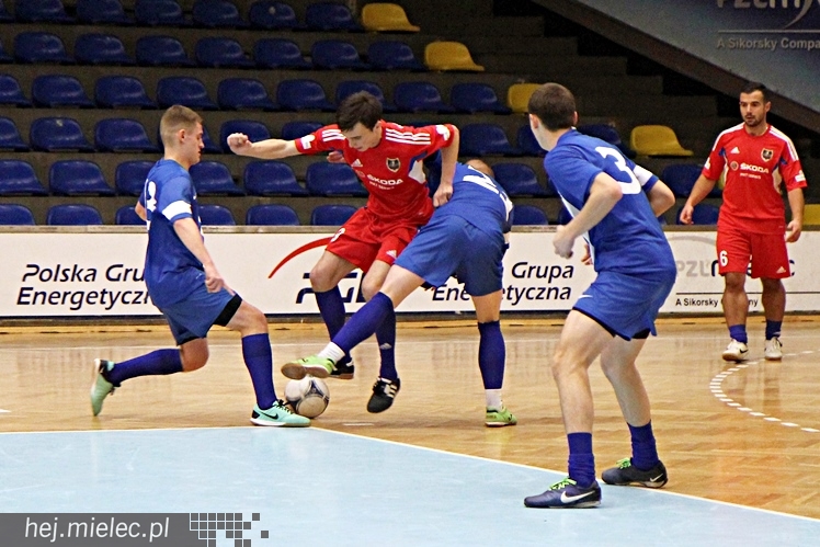 Piłkarski Turniej Halowy - Derby Mielca 2014 - cz. III