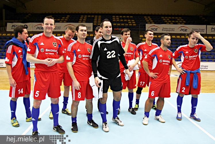 Piłkarski Turniej Halowy - Derby Mielca 2014 - cz. III