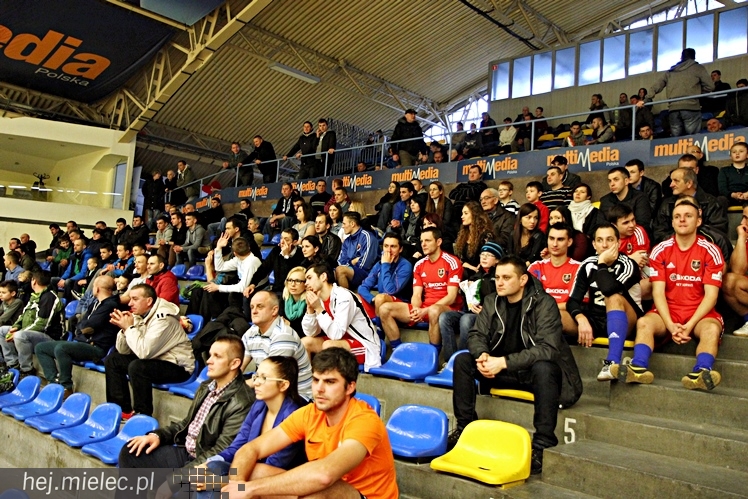 Piłkarski Turniej Halowy - Derby Mielca 2014 - cz. II