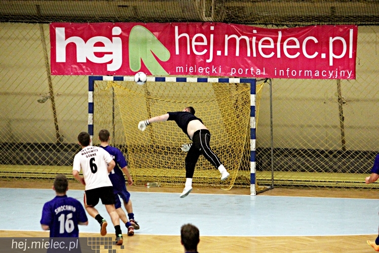Piłkarski Turniej Halowy - Derby Mielca 2014 - cz. II