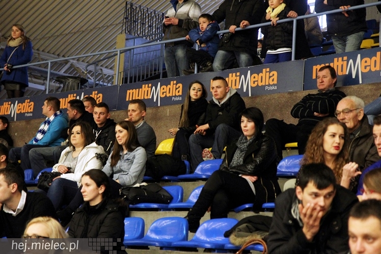 Piłkarski Turniej Halowy - Derby Mielca 2014 - cz. I