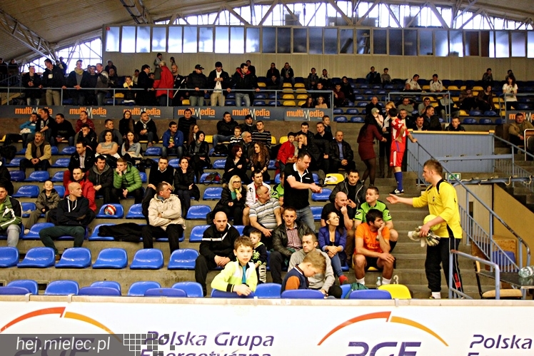 Piłkarski Turniej Halowy - Derby Mielca 2014 - cz. I