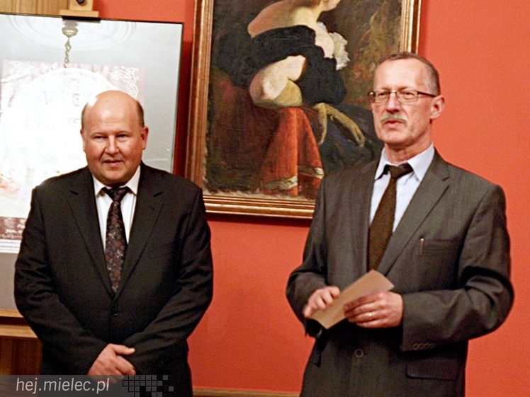 Historia farmacji w pigułce już dostępna u Oborskich