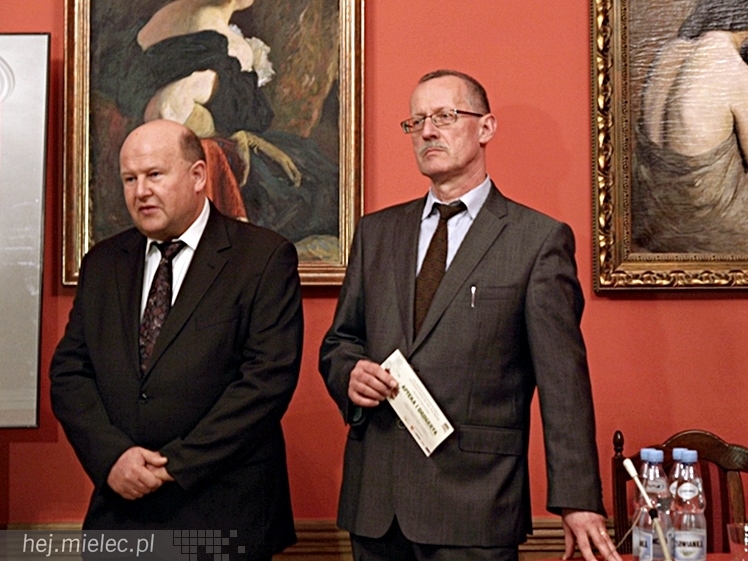 Historia farmacji w pigułce już dostępna u Oborskich