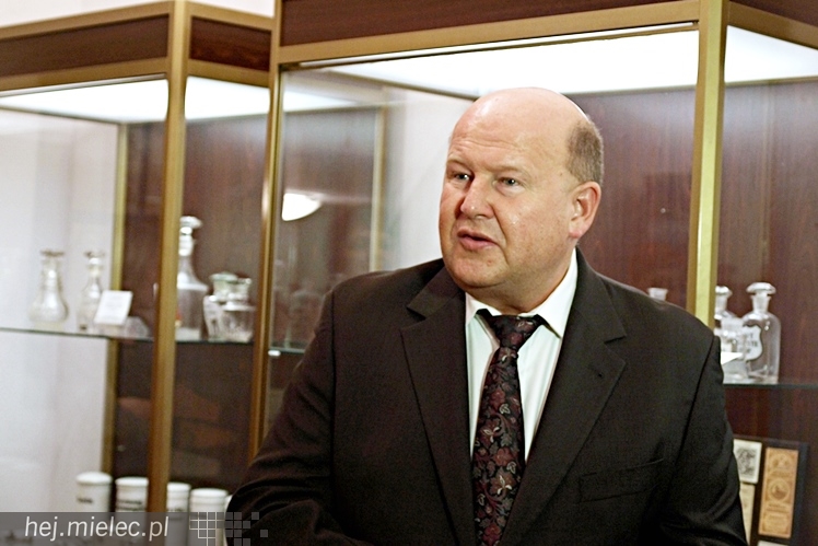 Historia farmacji w pigułce już dostępna u Oborskich