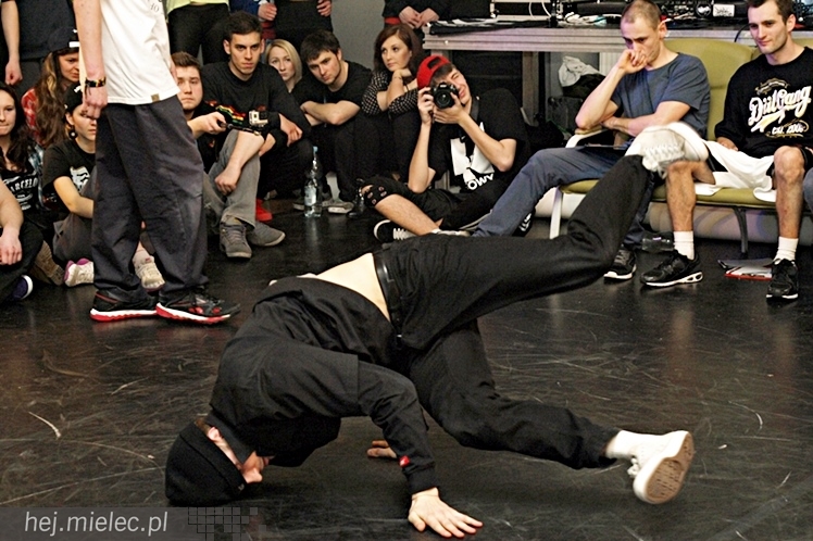 Time for your move - ponad setka uczestników na drugiej edycji bitew b-boyów tańca breakdance