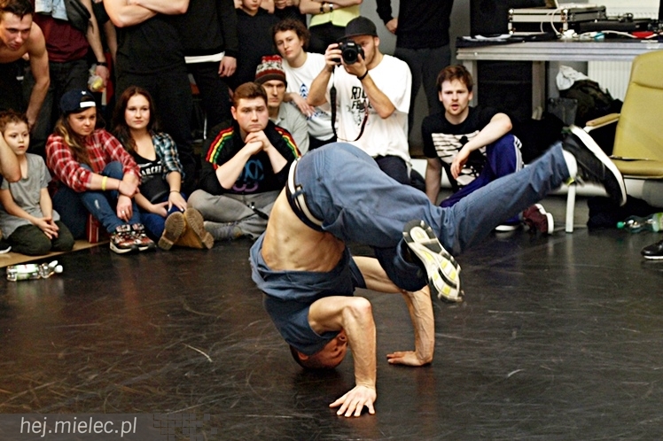 Time for your move - ponad setka uczestników na drugiej edycji bitew b-boyów tańca breakdance