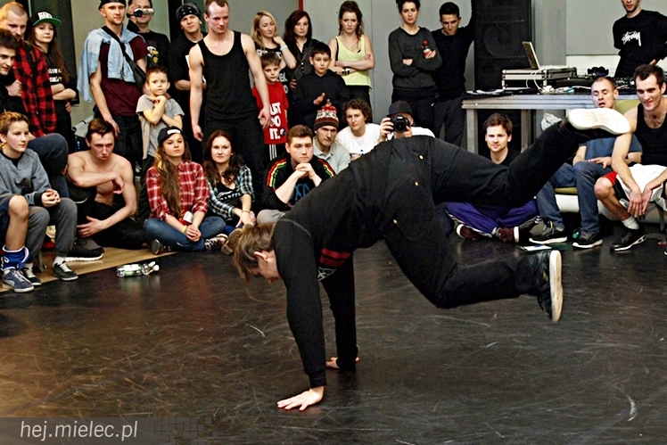 Time for your move - ponad setka uczestników na drugiej edycji bitew b-boyów tańca breakdance