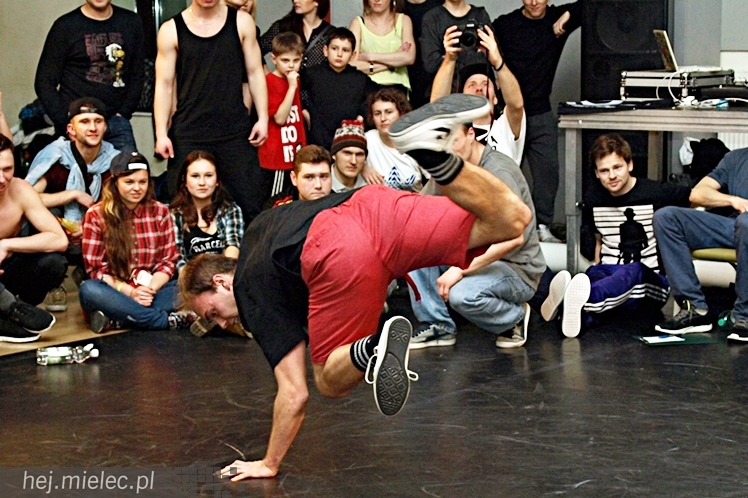 Time for your move - ponad setka uczestników na drugiej edycji bitew b-boyów tańca breakdance