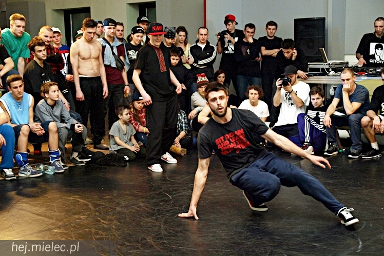 Time for your move - ponad setka uczestników na drugiej edycji bitew b-boyów tańca breakdance