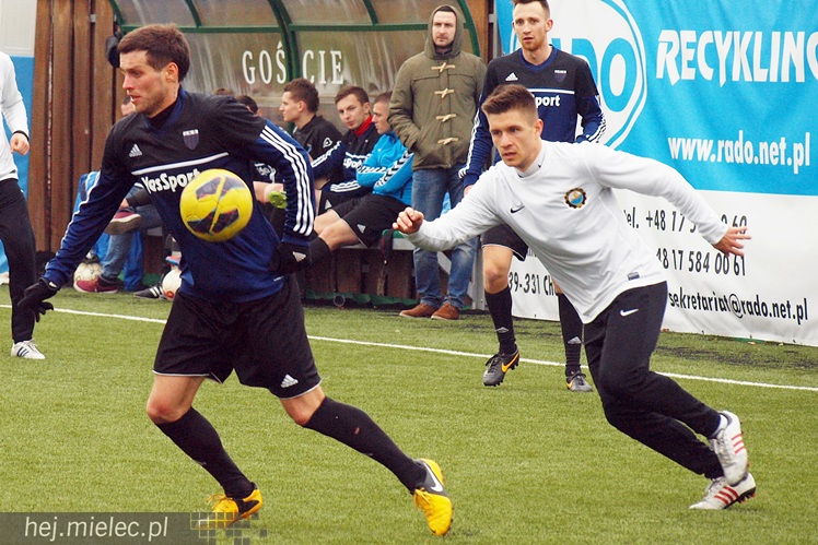 Sparing z liderem III ligi. I wysokie zwycięstwo