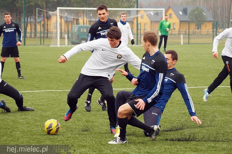 Sparing z liderem III ligi. I wysokie zwycięstwo
