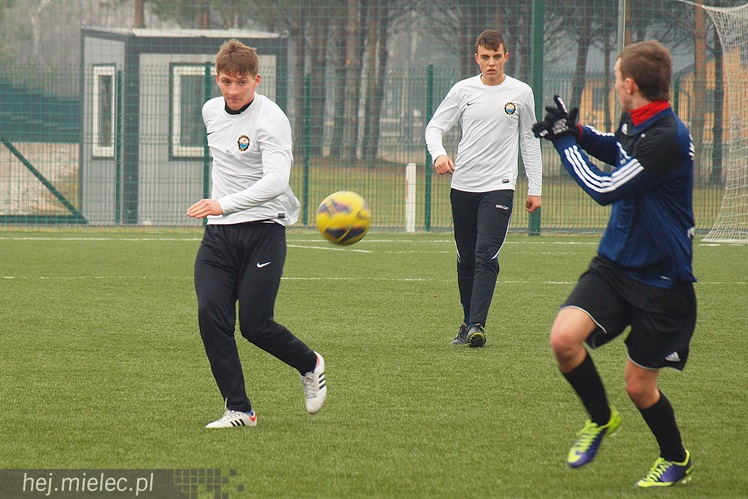 Sparing z liderem III ligi. I wysokie zwycięstwo
