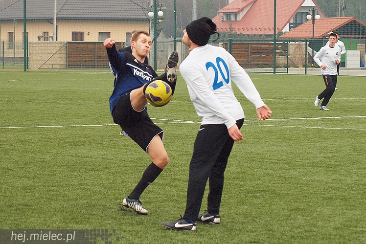 Sparing z liderem III ligi. I wysokie zwycięstwo