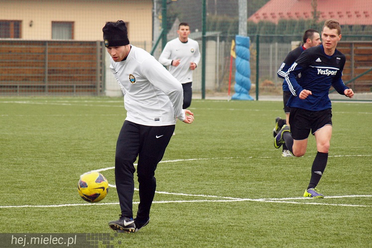 Sparing z liderem III ligi. I wysokie zwycięstwo