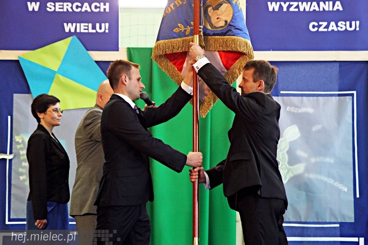 Uroczystość nadania imienia Leszka Deptuły Gimnazjum w Wadowicach Górnych
