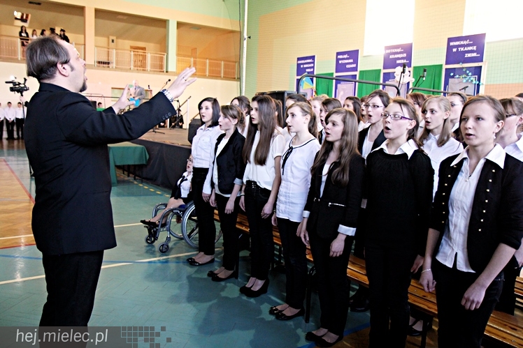Uroczystość nadania imienia Leszka Deptuły Gimnazjum w Wadowicach Górnych