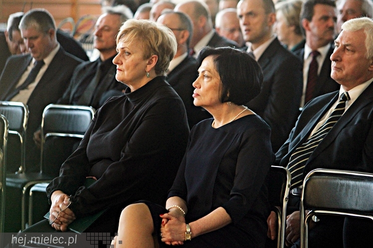 Uroczystość nadania imienia Leszka Deptuły Gimnazjum w Wadowicach Górnych